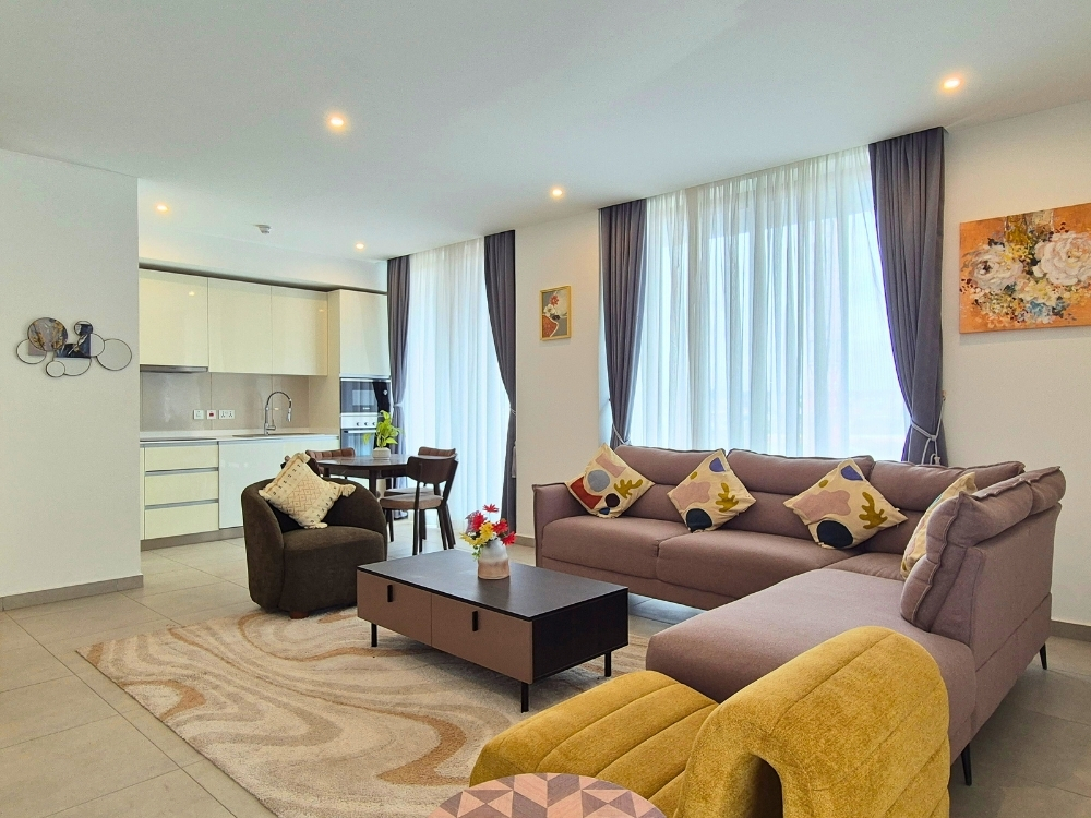 2 Fully Furnished Bedroom Apartment